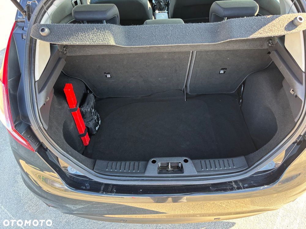 Ford Fiesta 1.6 TDCi Titanium - 8