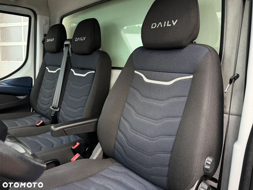 Iveco Daily 10 EP Izoterma Winda - 16