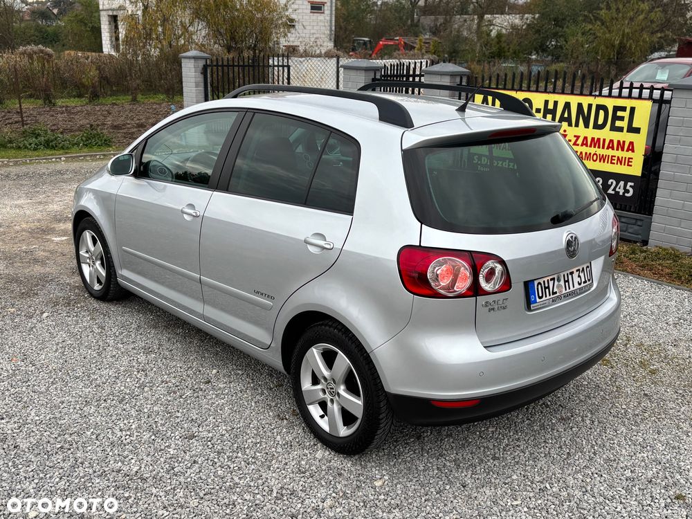 Volkswagen Golf - 21