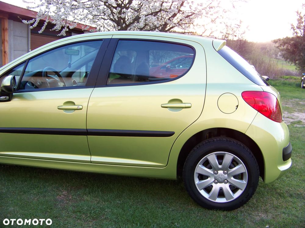 Peugeot 207 1.4 Trendy - 6
