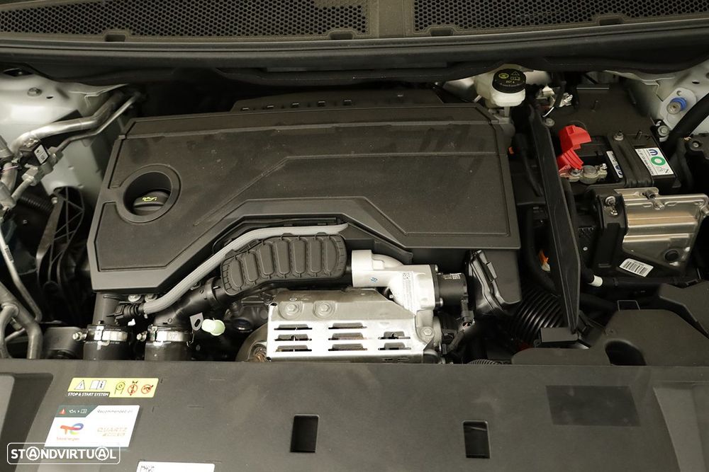 Peugeot 3008 1.2 Hybrid Allure e-DCS6 - 22