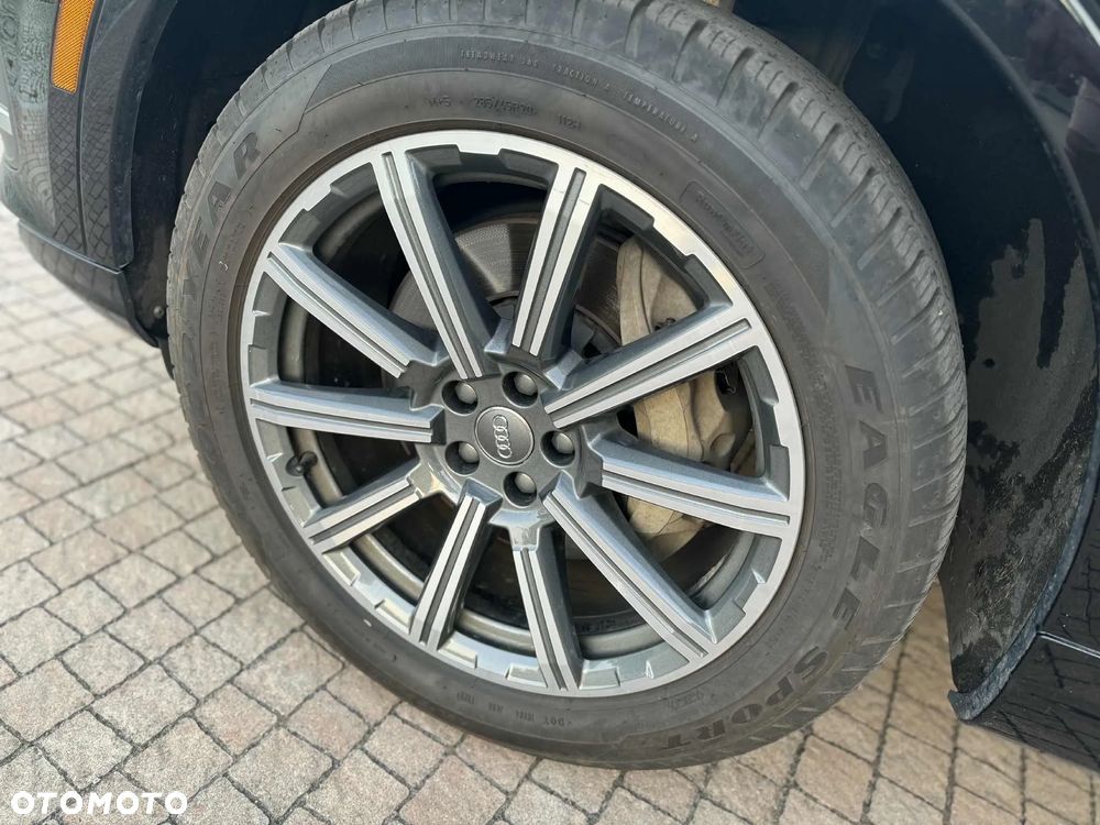 Audi Q7 - 28