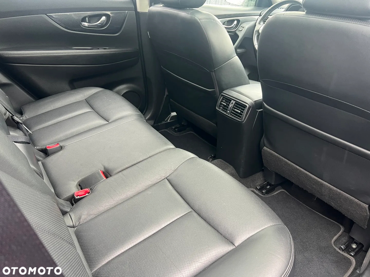 Nissan X-Trail - 25