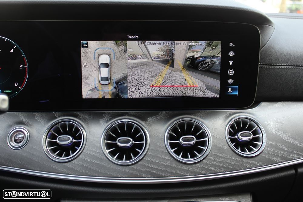 Mercedes-Benz CLS 300 d 4Matic - 24