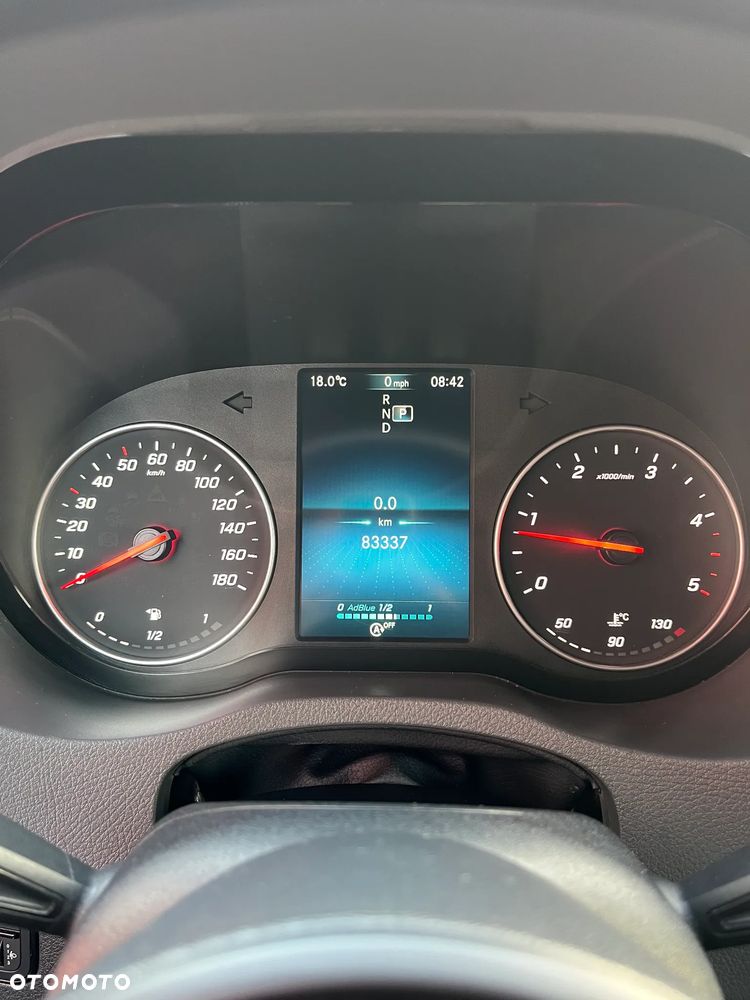 Mercedes-Benz Sprinter - 17