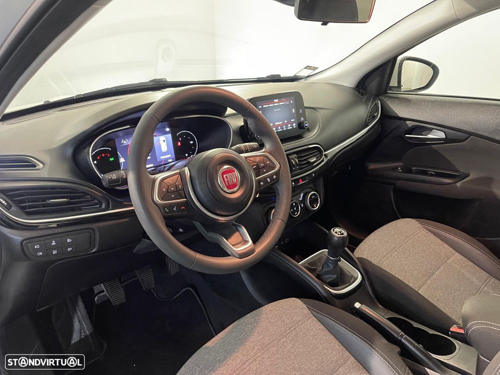 Fiat Tipo Cross 1.3 Multijet - 12