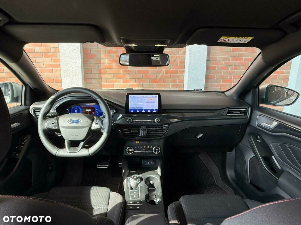 Ford Focus 1.5 EcoBoost ST-Line X - 16