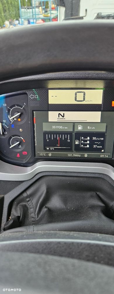 Renault T440 - 8