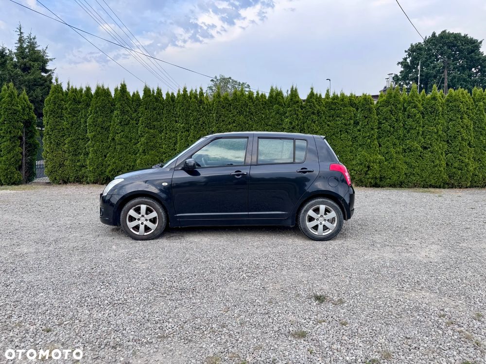 Suzuki Swift 1.3 Club - 3