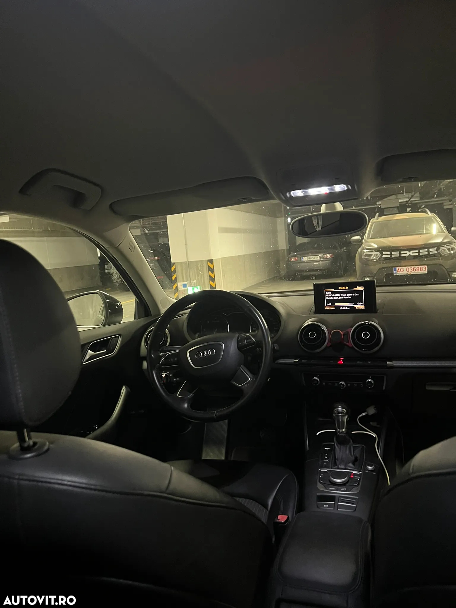 Audi A3 Sportback 1.6 TDI Stronic Ambition - 8