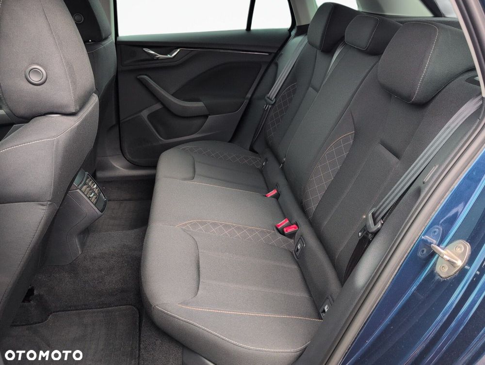 Skoda Kamiq 1.0 TSI Ambition - 12