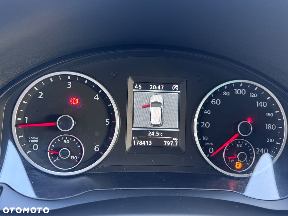 Volkswagen Tiguan 2.0 TDI DPF 4Motion BlueMotion Technology DSG Sport & Style - 26