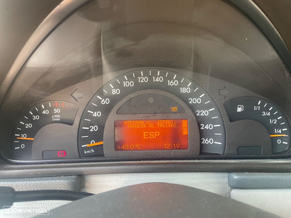 Mercedes-Benz C 220 - 13