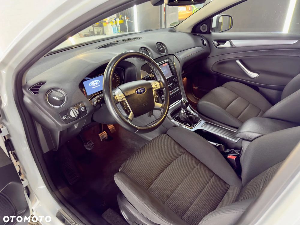Ford Mondeo 2.0 TDCi Titanium X - 11