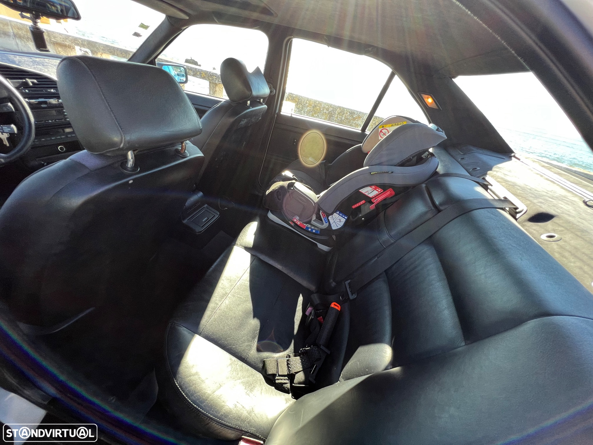 BMW 328 i Touring Sport - 11