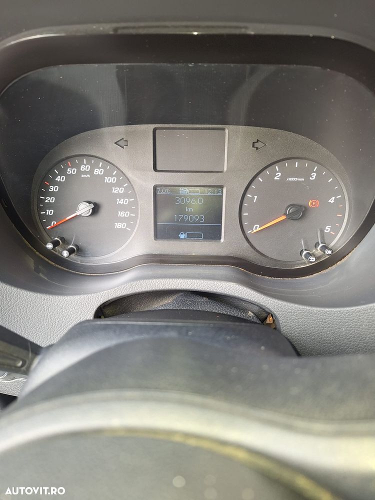 Mercedes-Benz Sprinter - 8