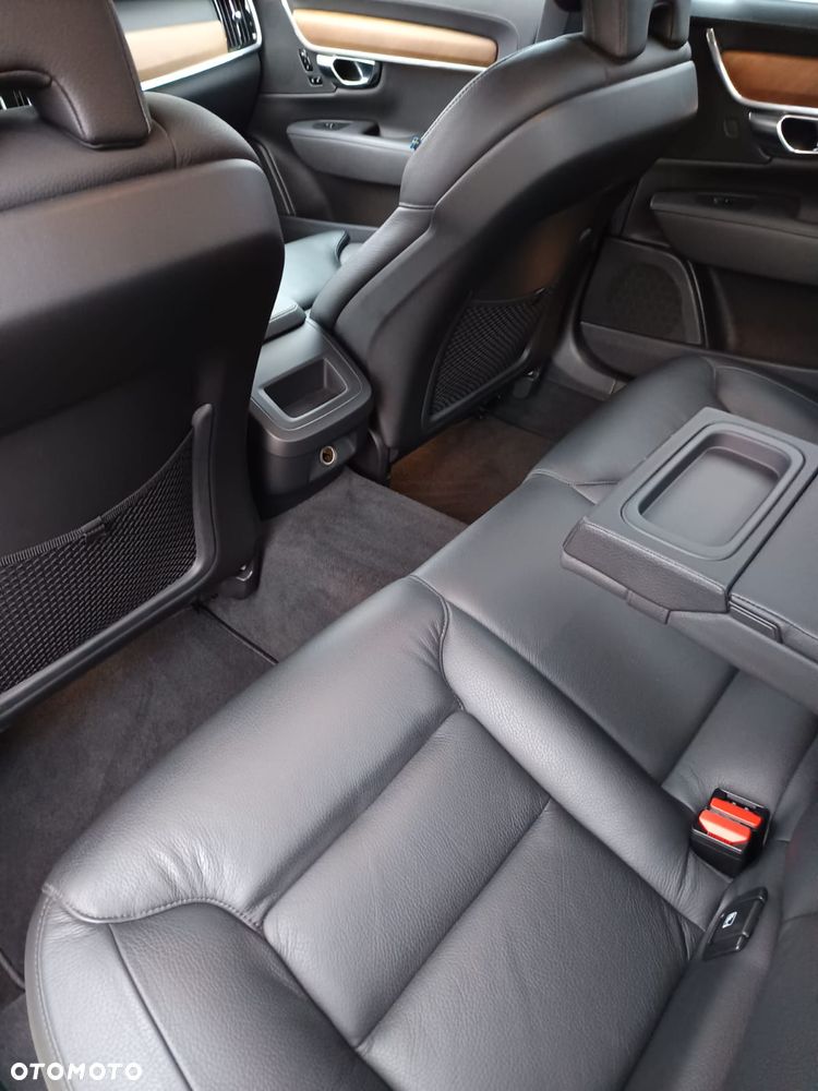Volvo S90 D4 Inscription - 27