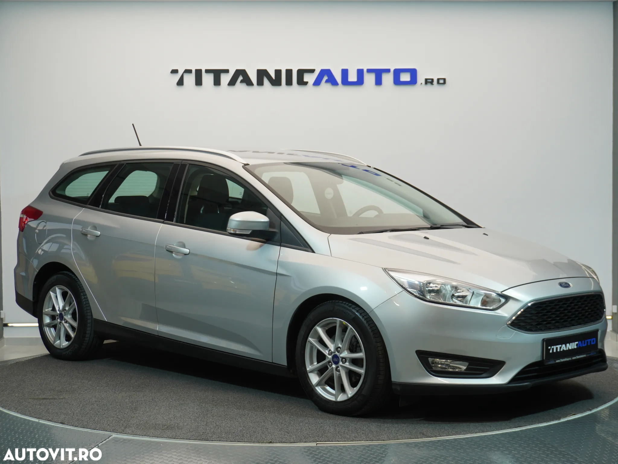 Ford Focus Turnier 1.5 EcoBlue Start-Stopp-System Aut. COOL&CONNECT - 2