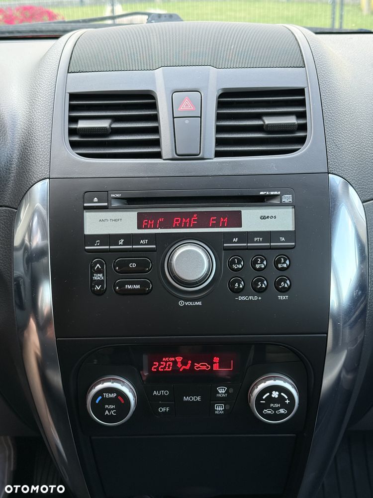 Suzuki SX4 - 15