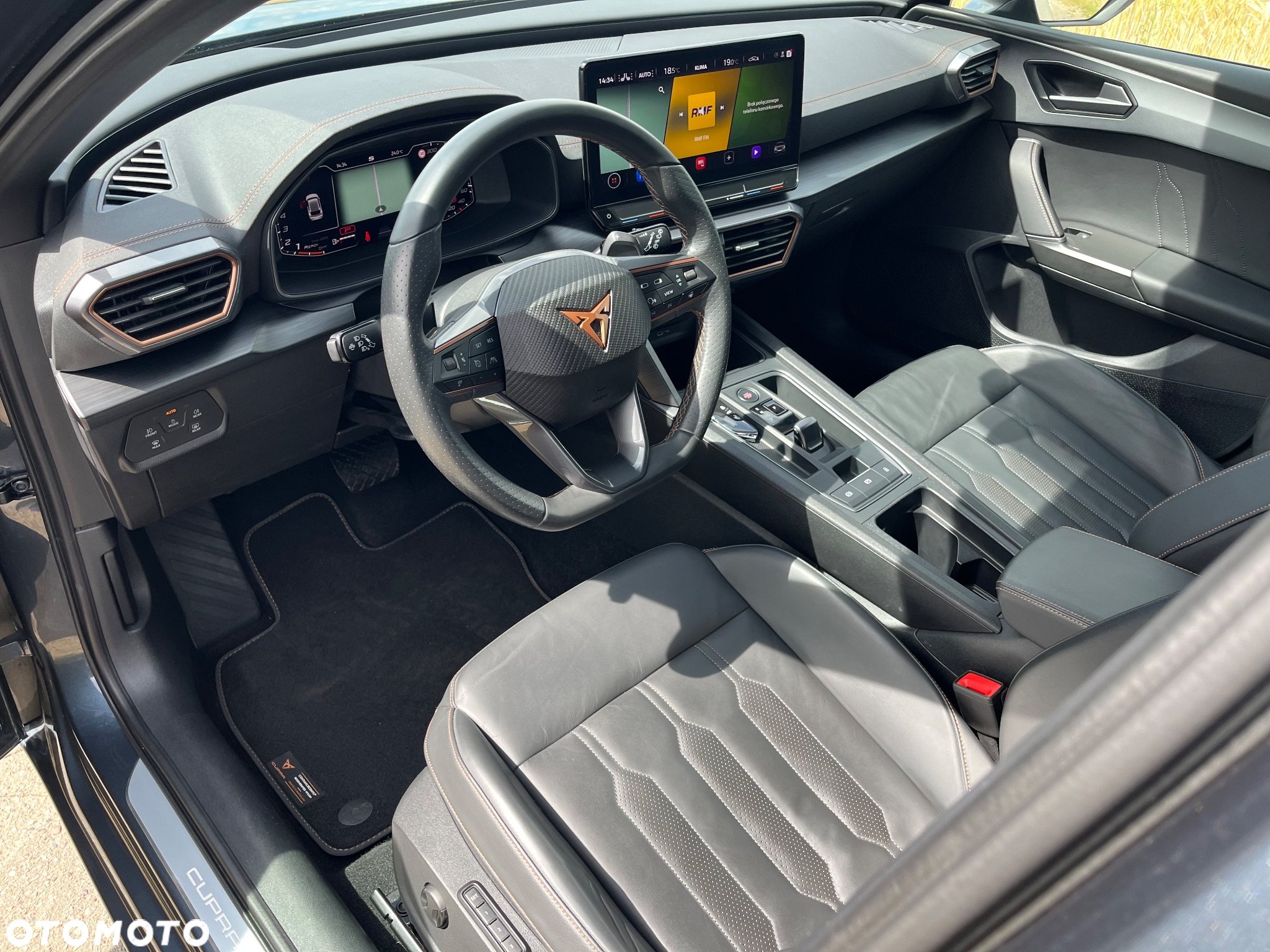 Cupra Leon 2.0 TSI DSG - 10