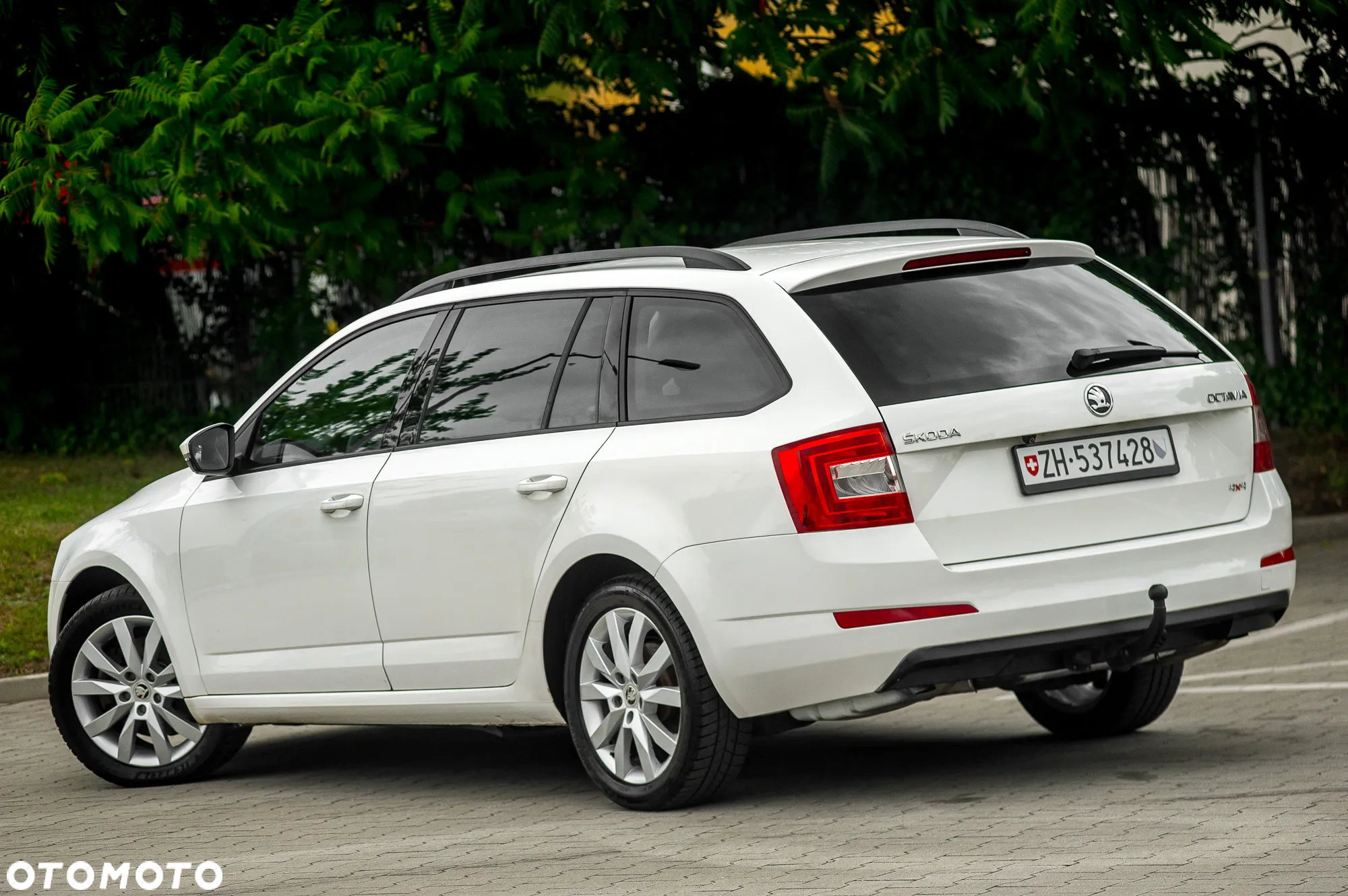 Skoda Octavia Combi 1.8 TSI 4x4 DSG Ambition - 13