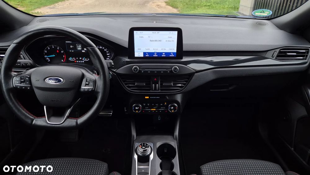 Ford Focus 1.5 EcoBoost STart-Stopp-System ST-LINE - 10