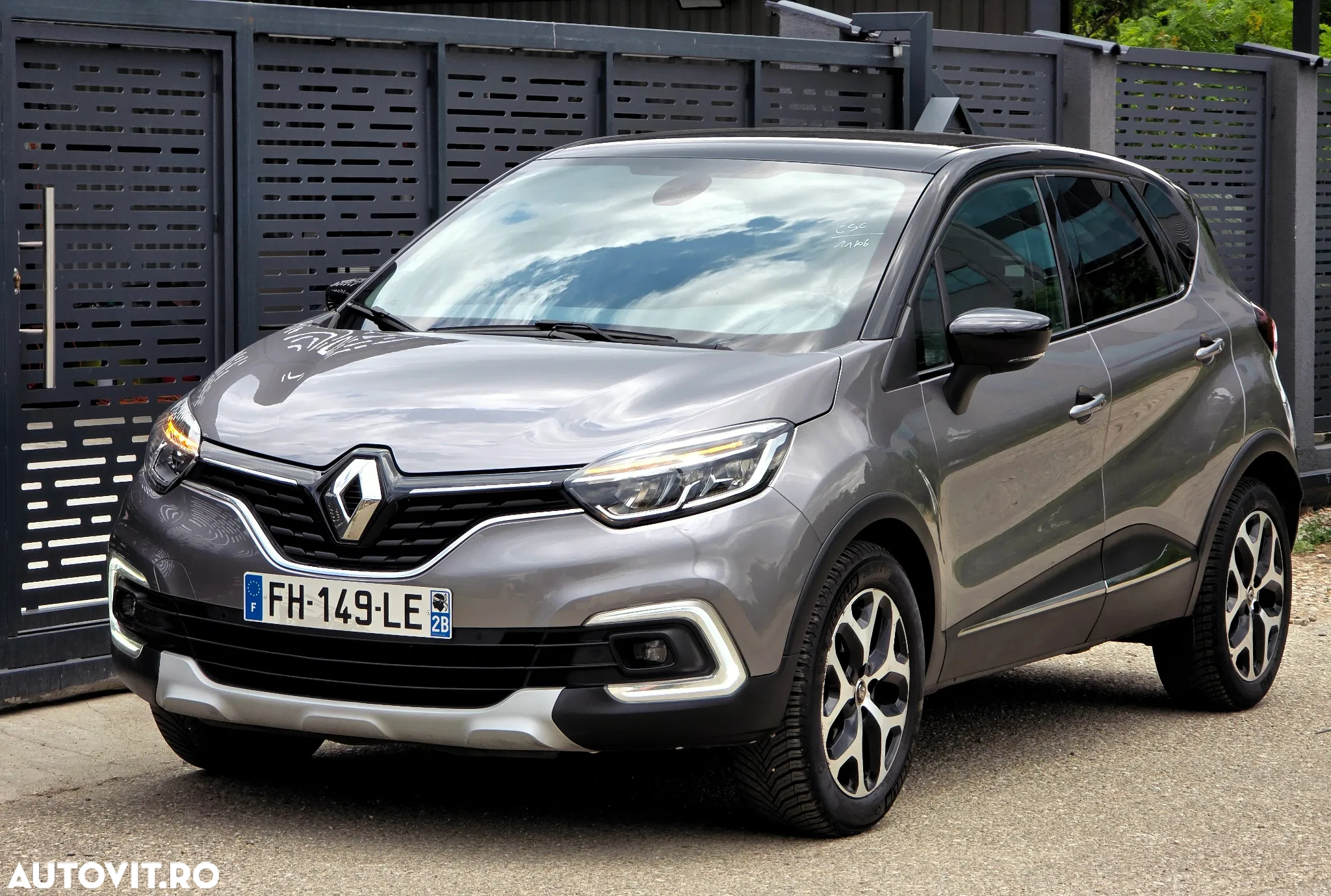 Renault Captur TCe 130 GPF INTENS - 9