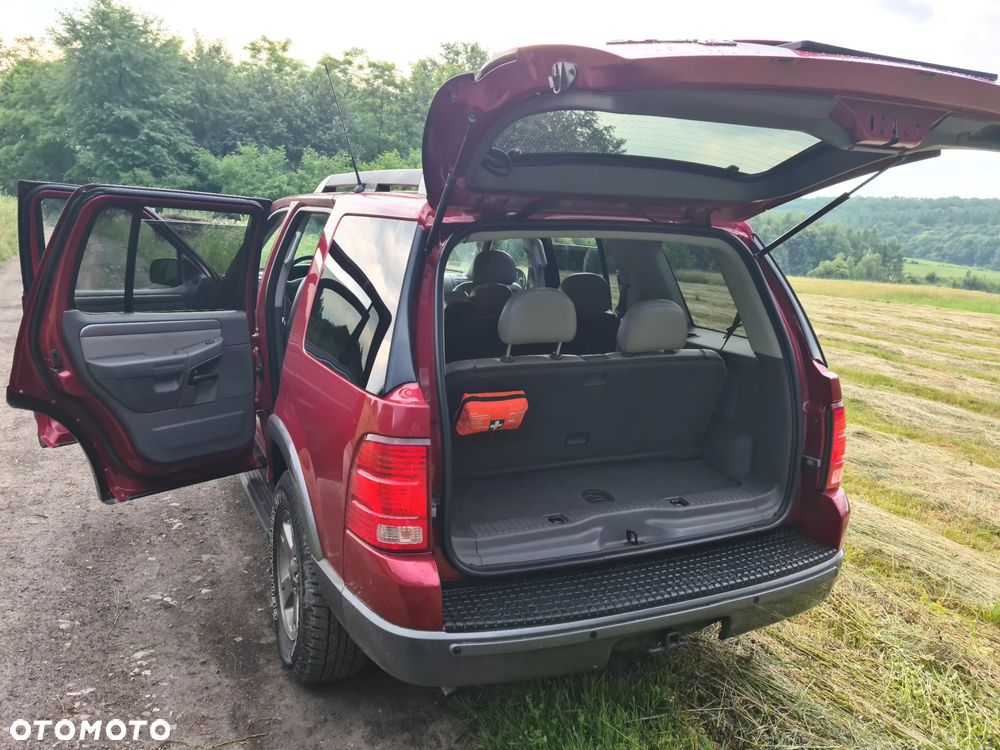 Ford Explorer 4.0 AWD - 9