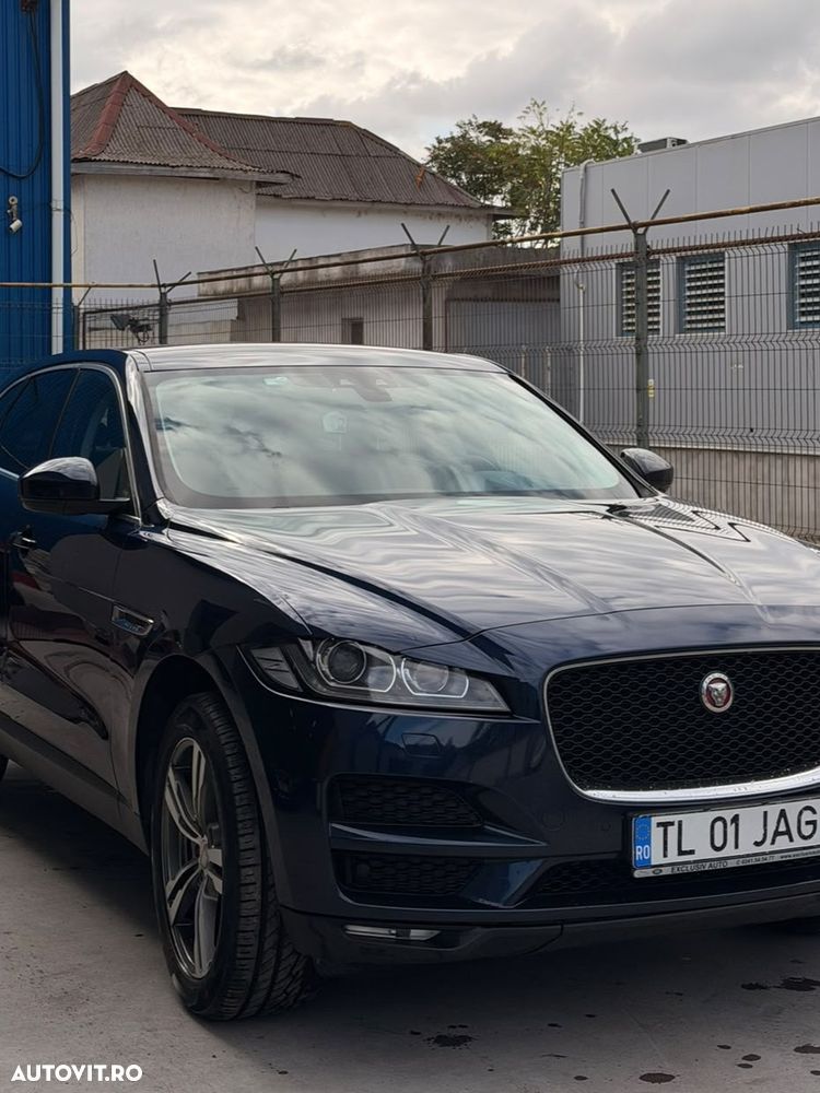 Jaguar F-Pace - 3