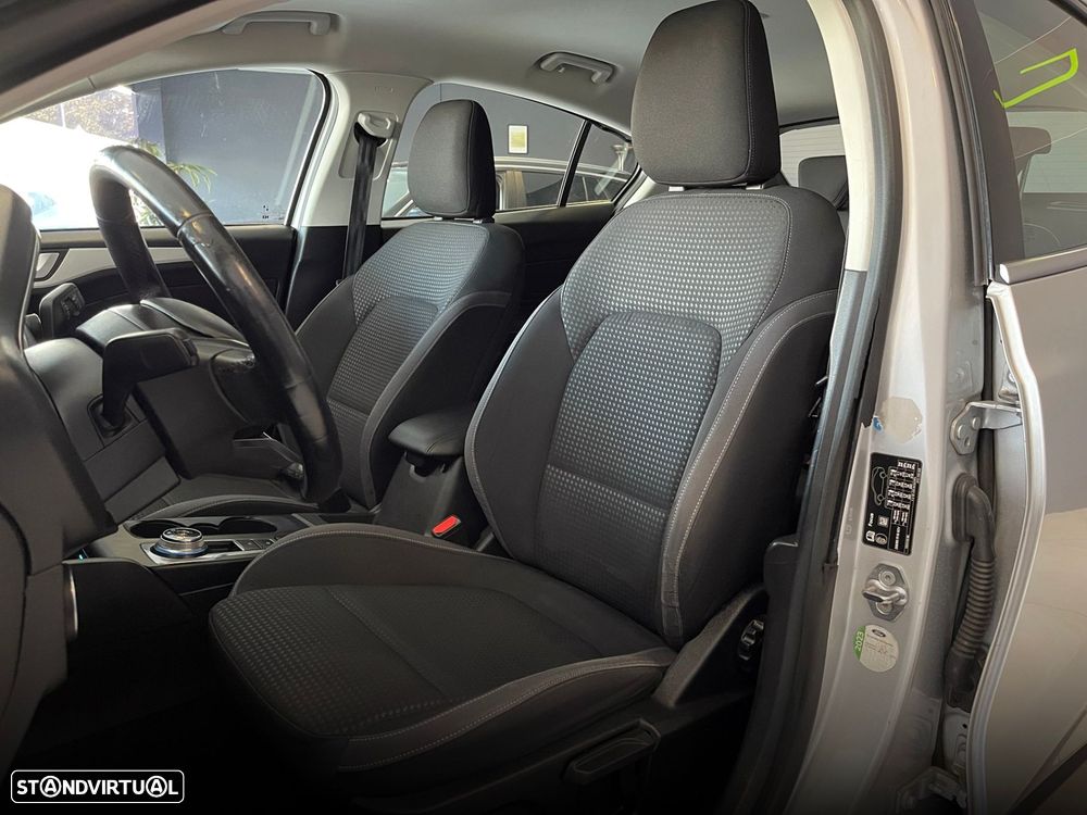 Ford Focus 1.5 TDCi EcoBlue Active Aut. - 17