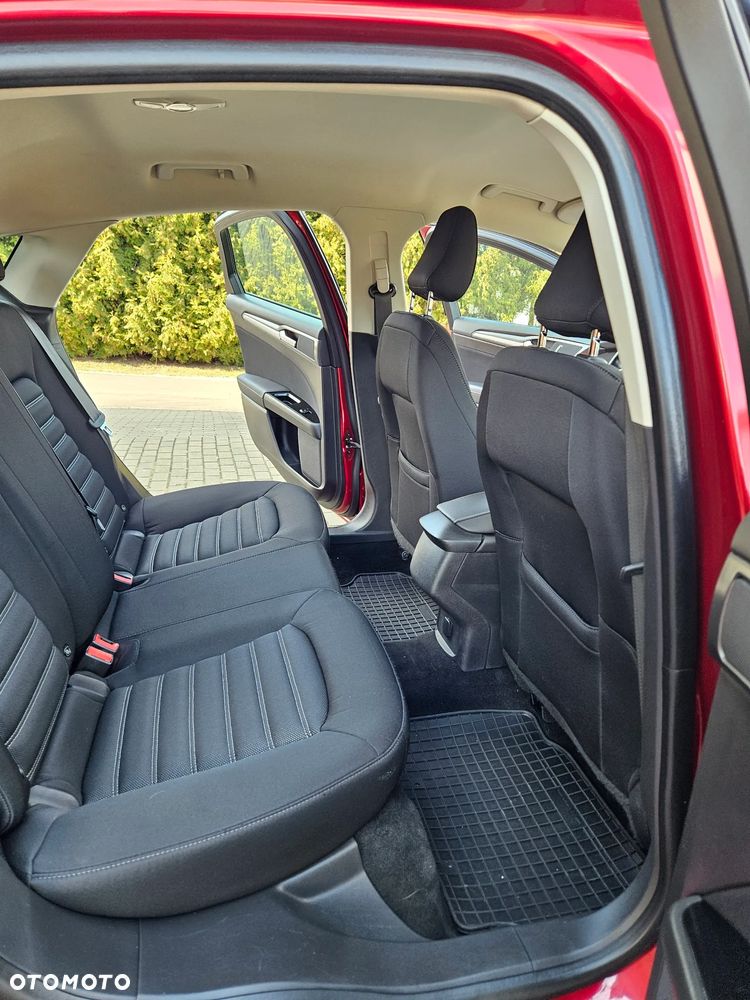 Ford Mondeo 1.5 EcoBoost Ambiente Plus - 28
