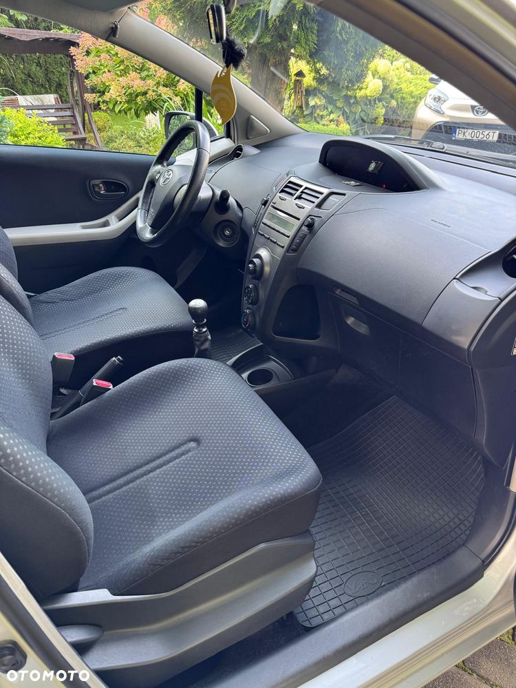 Toyota Yaris 2010