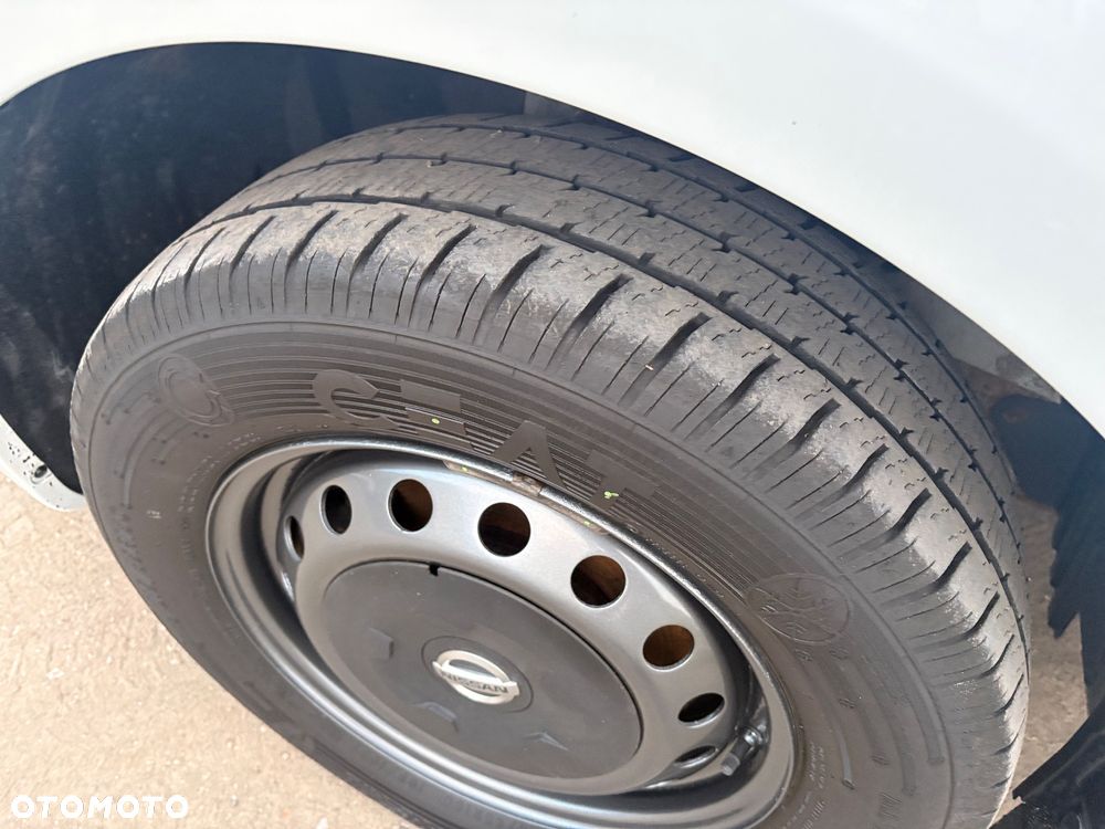 Nissan Primastar trafic Vivaro - 12