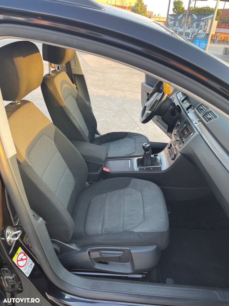 VOLKSWAGEN Passat 2011 — imagine 9