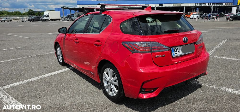 Lexus CT - 4