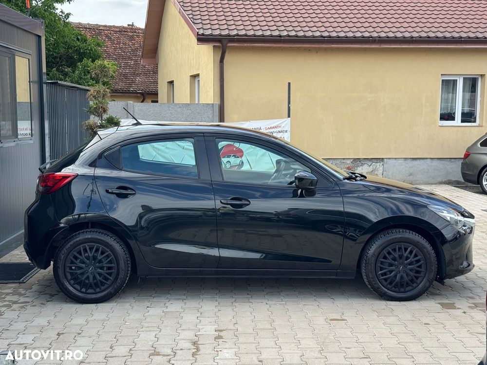 Mazda 2 - 5