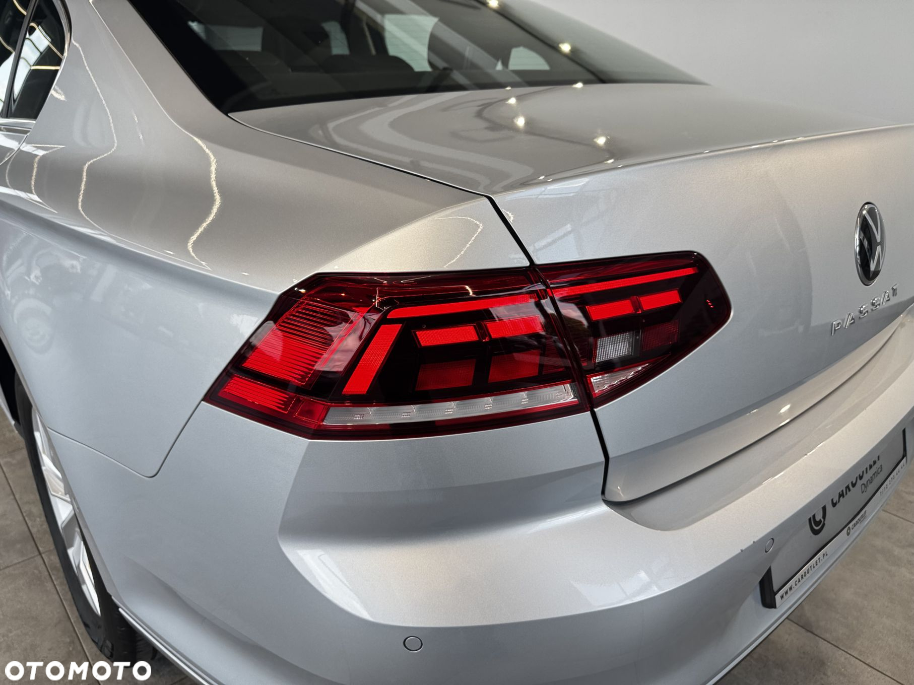 Volkswagen Passat - 11