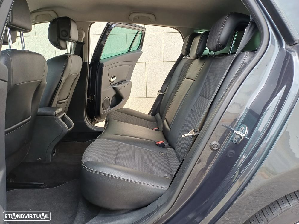 Renault Mégane Sport Tourer 1.5 dCi GT Line CO2 Champion - 34