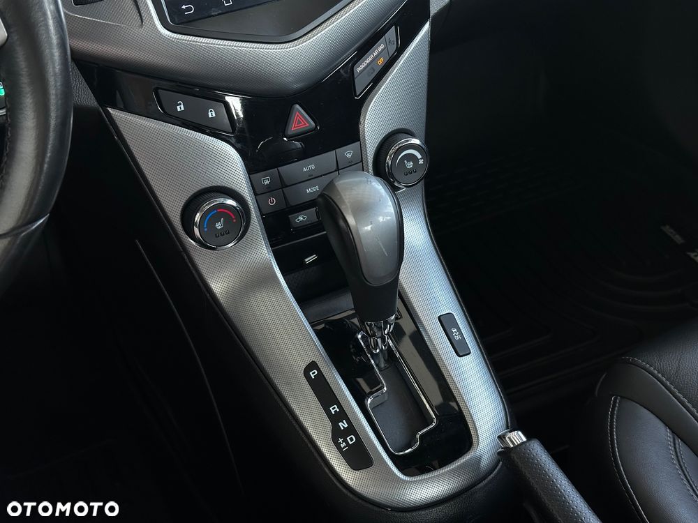 Chevrolet Cruze - 27