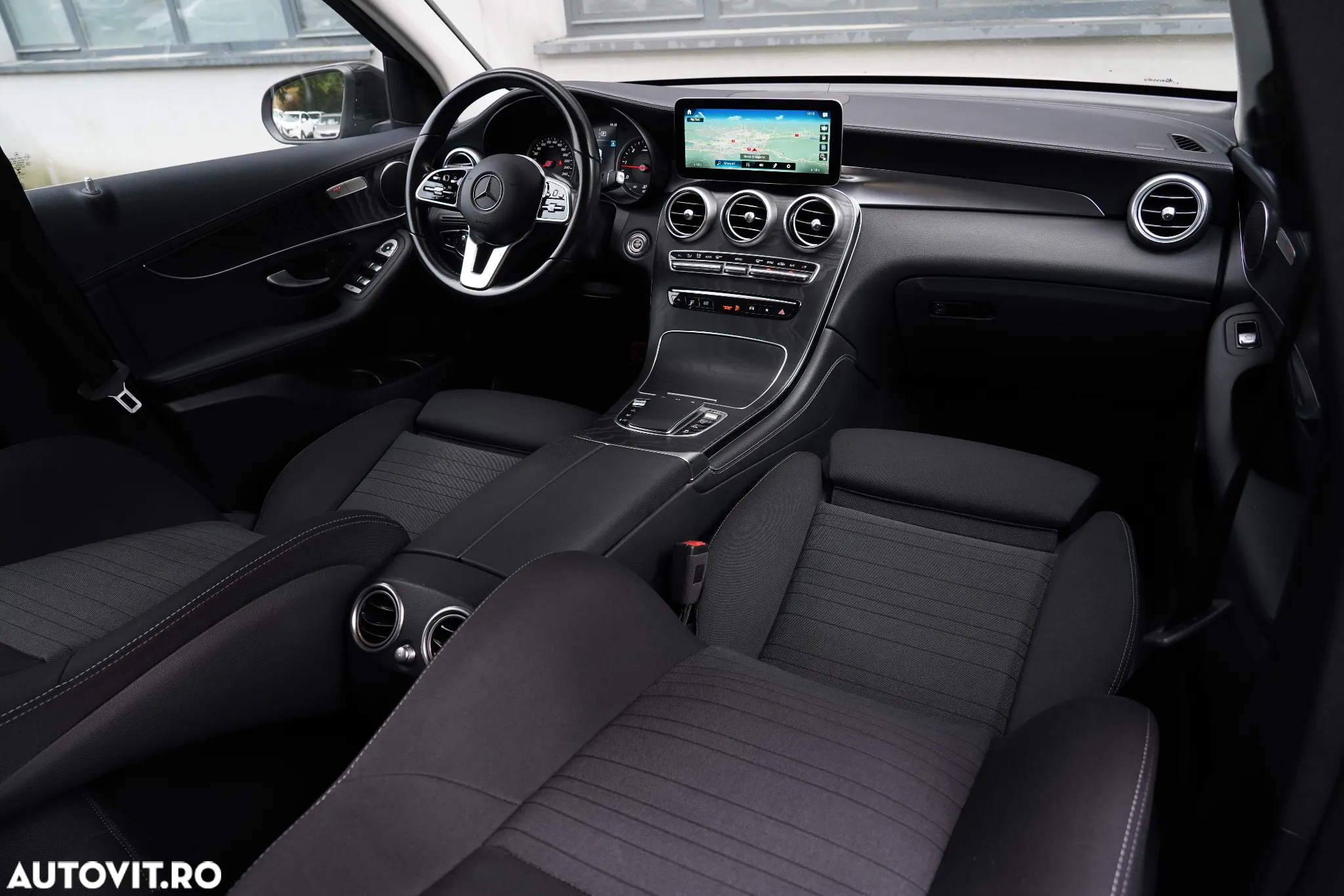 Mercedes-Benz GLC 220 d 4Matic 9G-TRONIC Avantgarde Advanced - 10
