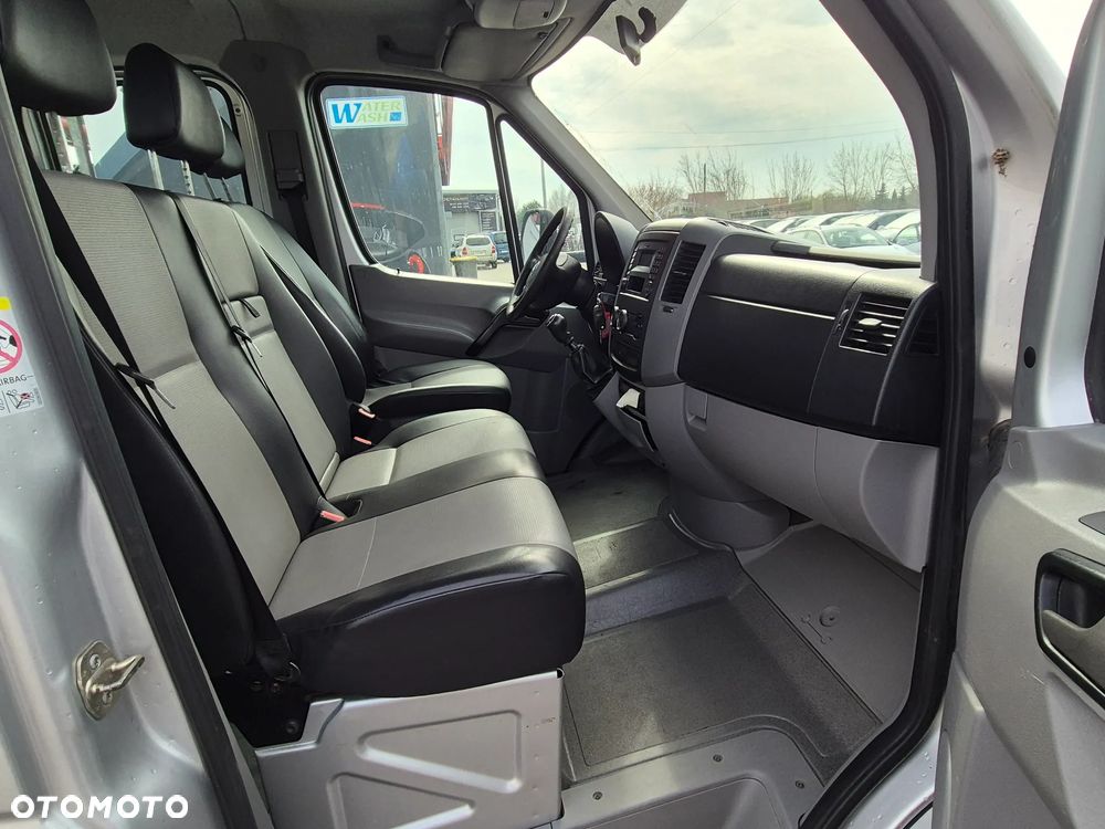 Volkswagen CRAFTER - 24