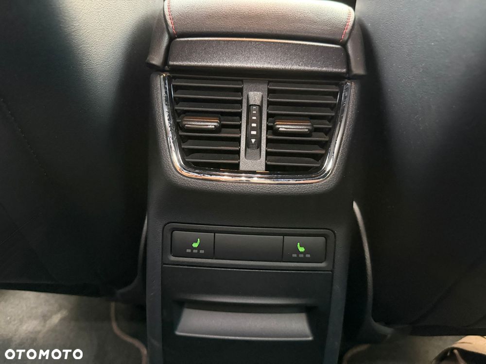 Skoda Octavia 2.0 TDI RS - 11