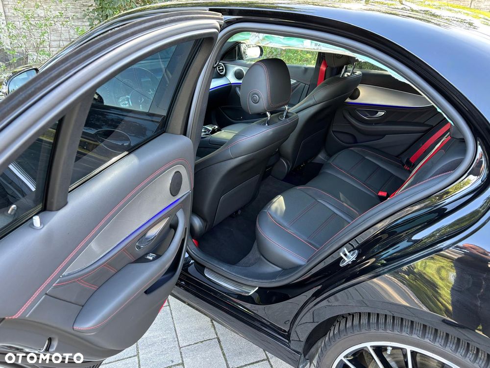 Mercedes-Benz Klasa E AMG 53 4Matic AMG Speedshift 9G-TCT - 28