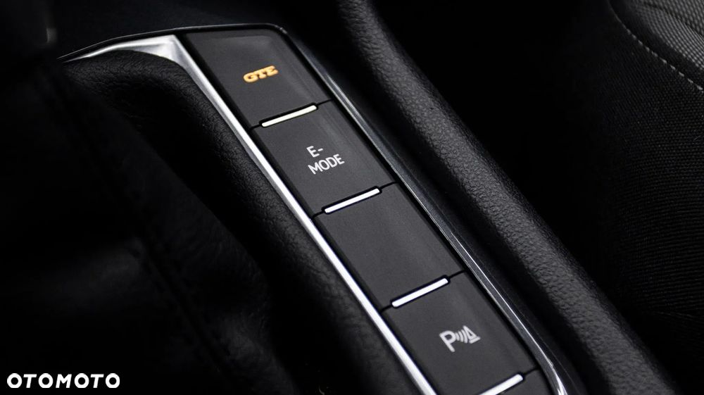 Volkswagen Tiguan 1.4 eHybrid Life DSG - 20