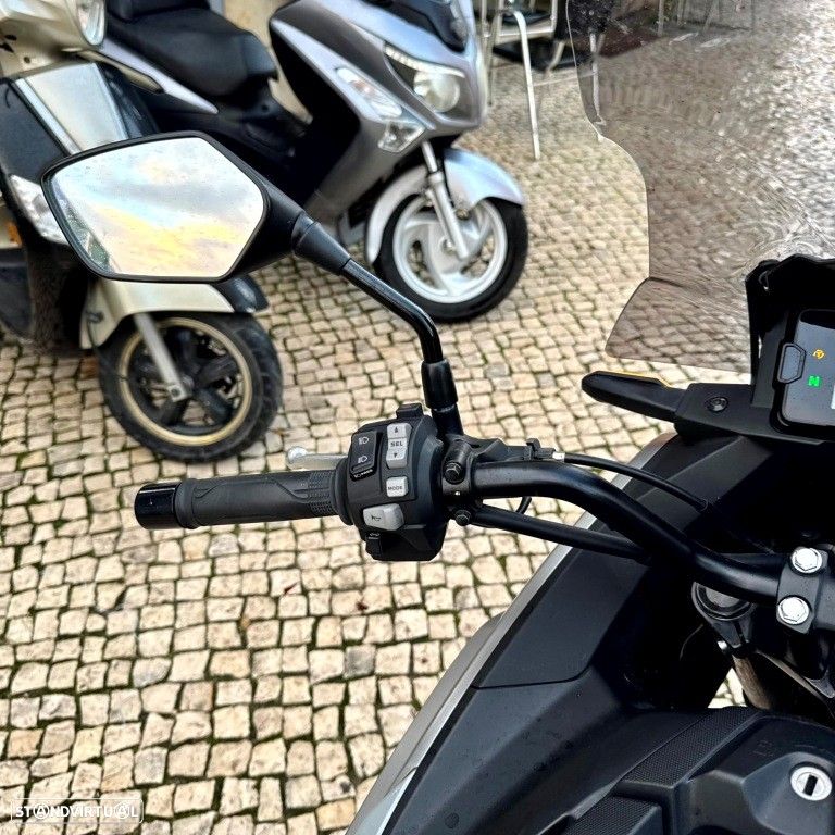 Honda NC750X XA - 12