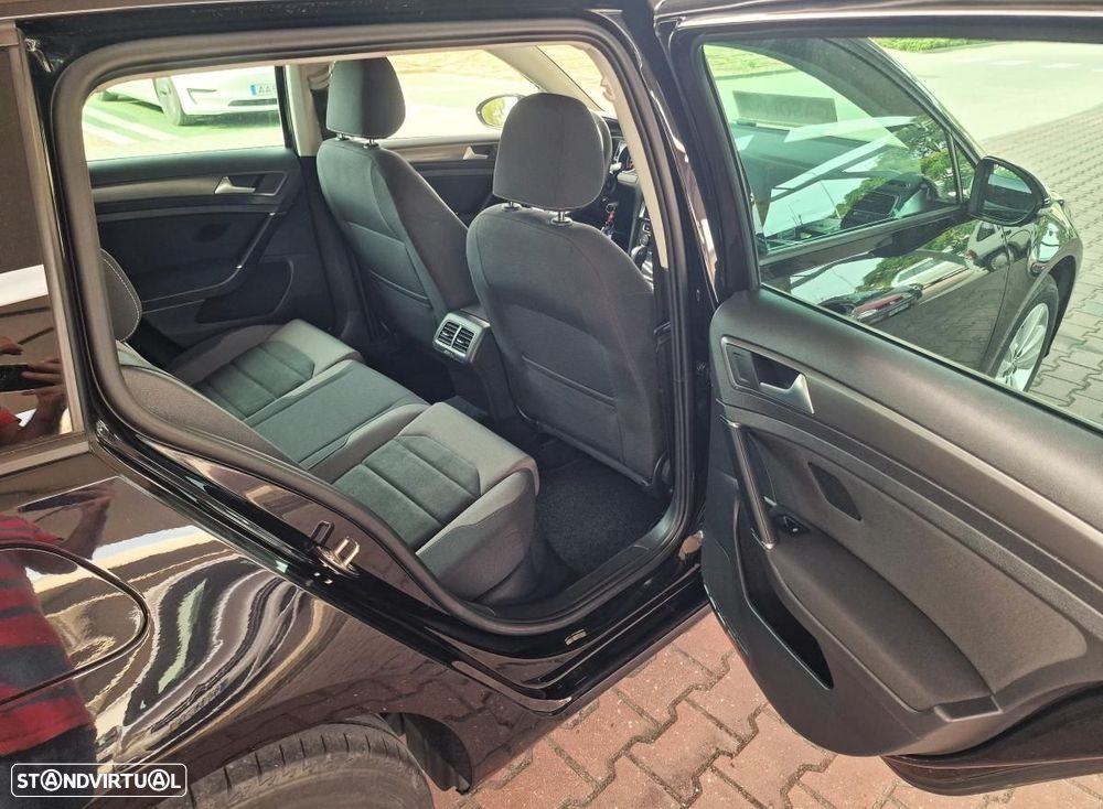 VW Golf Variant 1.0 TSI GPS Edition DSG - 21