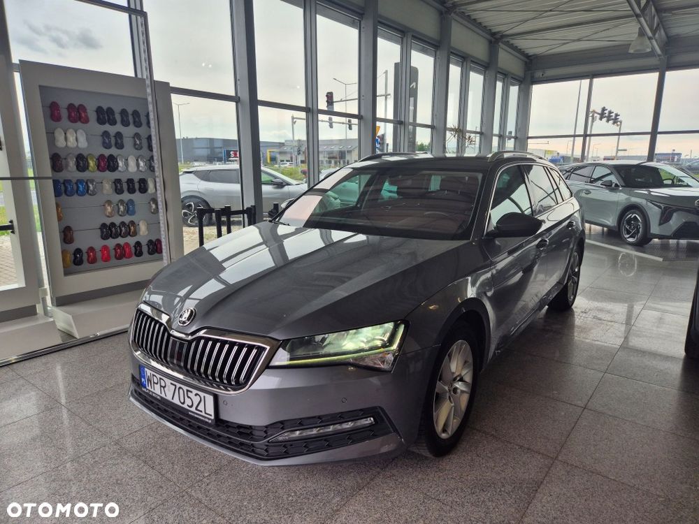 Skoda Superb 2.0 TDI SCR Ambition DSG - 13