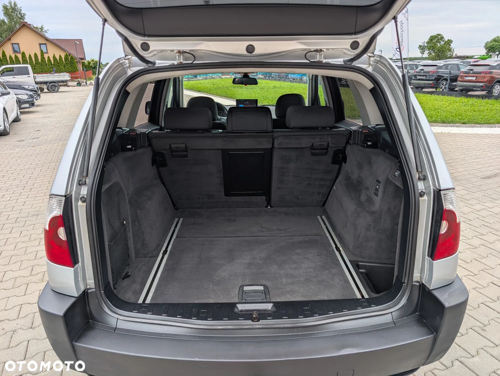BMW X3 xDrive25i Edition Exclusive - 41