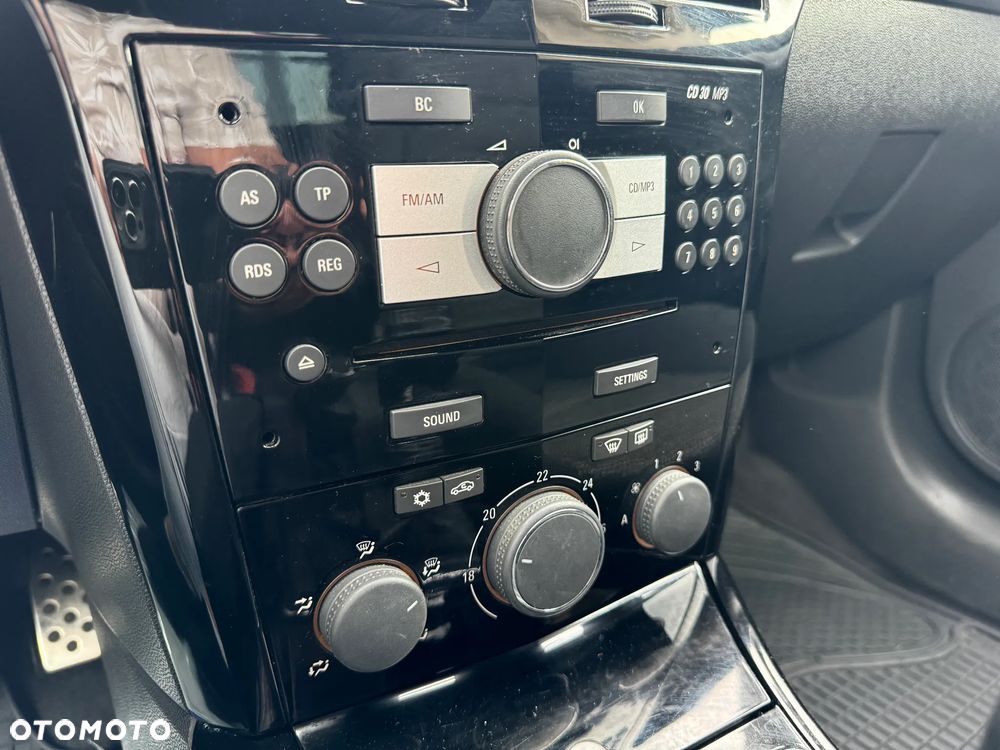 Opel Astra 1.6 Edition 111 Jahre - 19