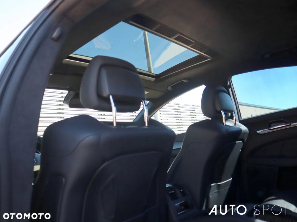 Mercedes-Benz CLS 63 AMG - 38